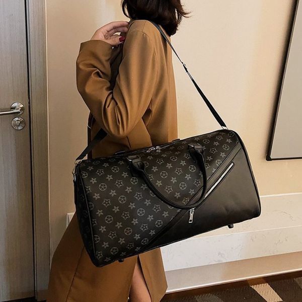new men's bag travel bag multifunctional all-match fashion handbag casual travel bags
new men's bag travel bag multifunctional all-match fashion handbag casual travel bags