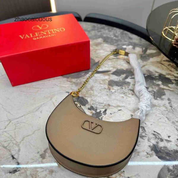 luxury valentins handbags handbag beauty new designer classic women exquisite bags palm pattern cowhide hobo underarm moon light chain 99nk
luxury valentins handbags handbag beauty new designer classic women exquisite bags palm pattern cowhide hobo underarm moon light chain 99nk