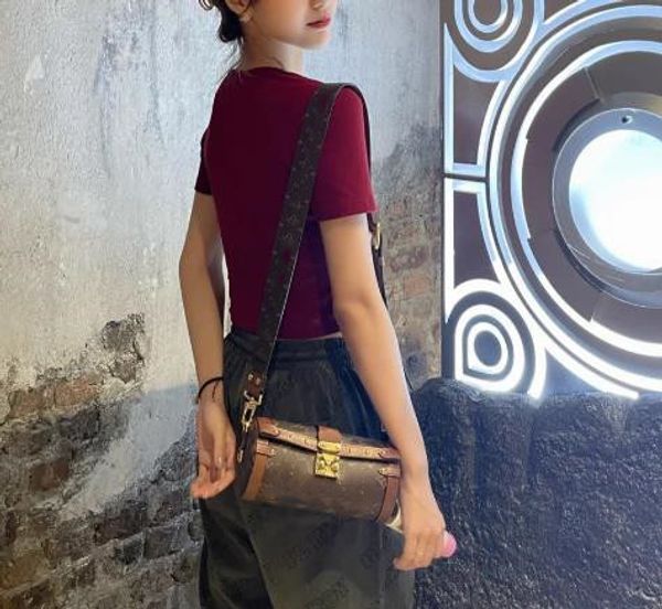 new fashion chain bag women's old age leather pillow bag all-in-one shoulder crossbody underarm bags
new fashion chain bag women's old age leather pillow bag all-in-one shoulder crossbody underarm bags