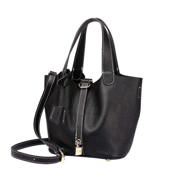 luxury picotin lock bag basket vegetable bag women's leather 2023 baby and mother's bucket head layer cow handbag simple large cap
luxury picotin lock bag basket vegetable bag women's leather 2023 baby and mother's bucket head layer cow handbag simple large cap