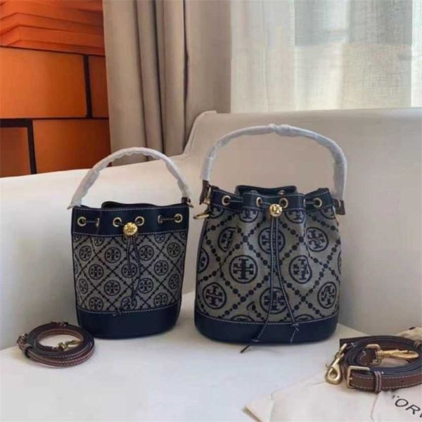 61% off 2023 new bagbag designer women's tb bucket organ underarm piano score boston one shoulder crossbody portable bag foreign style
61% off 2023 new bagbag designer women's tb bucket organ underarm piano score boston one shoulder crossbody portable bag foreign style