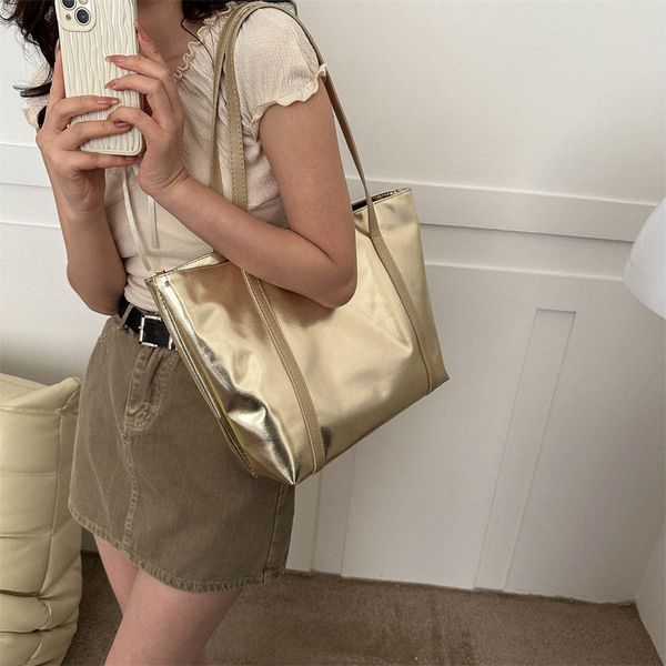 evening bags pu leather shoulder shopper bag for women large ladies tote korean fashion luxury designer female handbags gold silver 230720
evening bags pu leather shoulder shopper bag for women large ladies tote korean fashion luxury designer female handbags gold silver 230720