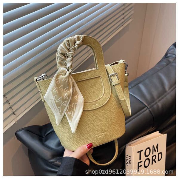 luxury picotin lock bag advanced and westernized small 2023 new women's popular summer versatile crossbody portable bucket 4p14
luxury picotin lock bag advanced and westernized small 2023 new women's popular summer versatile crossbody portable bucket 4p14