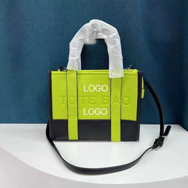 impressed trendy brand bag women's bag new tote bag same style handbag fashion chain shoulder bag
impressed trendy brand bag women's bag new tote bag same style handbag fashion chain shoulder bag