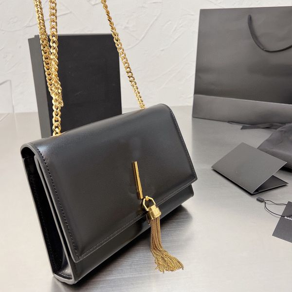genuine leather handbag shoulder bag designer flip cover purse metal hardware letters women clutch tassel cross body chain bags sliding chai
genuine leather handbag shoulder bag designer flip cover purse metal hardware letters women clutch tassel cross body chain bags sliding chai