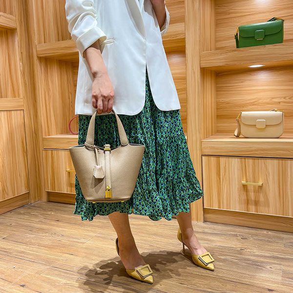 luxury picotin lock bag 2023 baobao new lychee striped vegetable basket women's water bucket small group handbag mom's w419 a9s6
luxury picotin lock bag 2023 baobao new lychee striped vegetable basket women's water bucket small group handbag mom's w419 a9s6