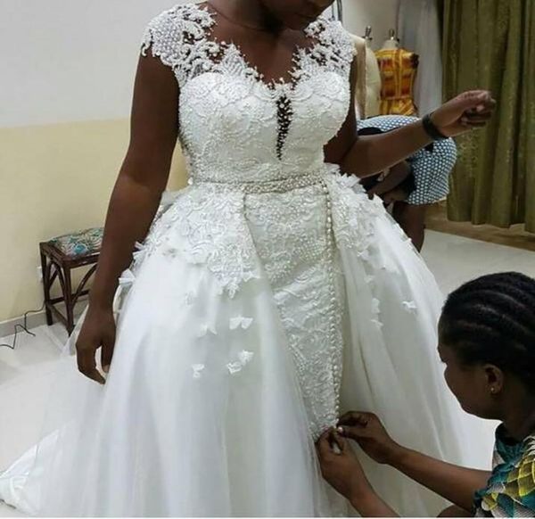 vestidos de novia african lace wedding dresses with detachable train handwork cap sleeves sheer neck plus size bridal gown5221675, White
vestidos de novia african lace wedding dresses with detachable train handwork cap sleeves sheer neck plus size bridal gown5221675, White
