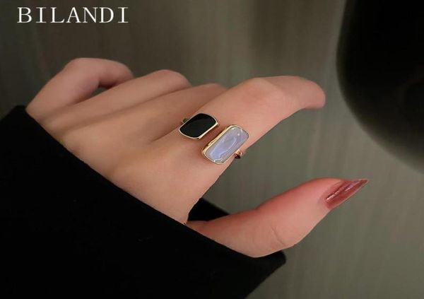 cluster rings bilandi fashion jewelry enamel square ring 2021 design selling golden plating geometric for women party gifts1966695, Golden;silver
cluster rings bilandi fashion jewelry enamel square ring 2021 design selling golden plating geometric for women party gifts1966695, Golden;silver