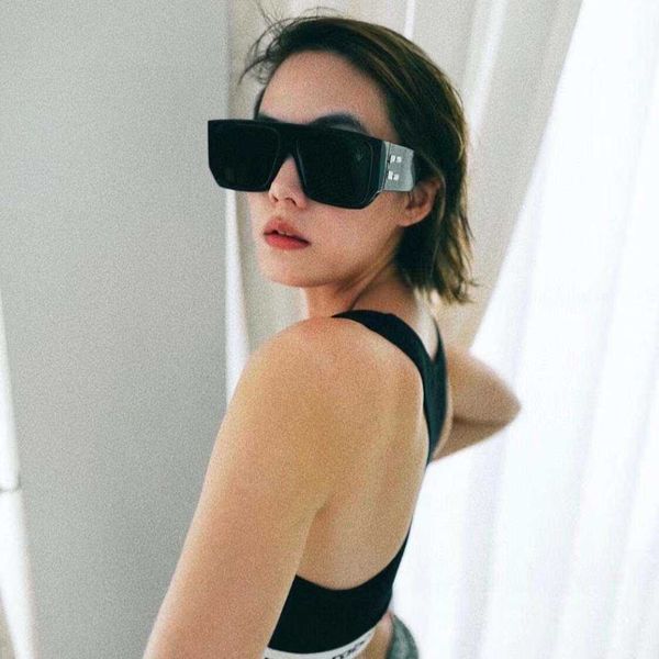 fashion off w sunglasses off family same generous plate sunglasses women's fashion brand versatile men's omri013 with logo box, White;black
fashion off w sunglasses off family same generous plate sunglasses women's fashion brand versatile men's omri013 with logo box, White;black