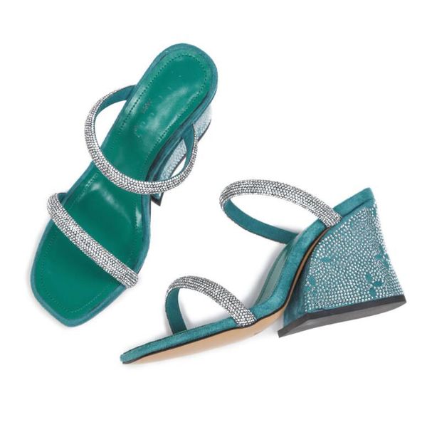 nice women designers appeal wedge sandals heel lady leather mules summer casual party wedding lady slide eu35-42,box, Black
nice women designers appeal wedge sandals heel lady leather mules summer casual party wedding lady slide eu35-42,box, Black