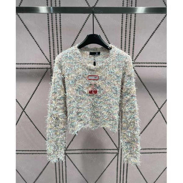 23ss womens designer clothing women sweater letter logo embroidery beaded sequin cherry gradient fringe long sleeved sweater with wavy hem w, White;black
23ss womens designer clothing women sweater letter logo embroidery beaded sequin cherry gradient fringe long sleeved sweater with wavy hem w, White;black