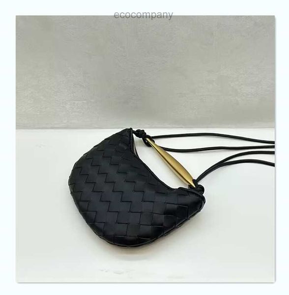 women's designer versatile sardine bag woven handbag leather advanced hand dumpling 2023 new one shoulder crossbody pbkg
women's designer versatile sardine bag woven handbag leather advanced hand dumpling 2023 new one shoulder crossbody pbkg