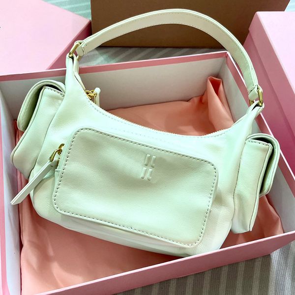 sheepskin shoulder bag women handbag purse clutch plain classic letter print zipper open front zipper pocket genuine leather lady pouch
sheepskin shoulder bag women handbag purse clutch plain classic letter print zipper open front zipper pocket genuine leather lady pouch