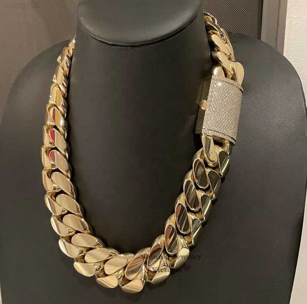 hip hop jewelry men thick miami cuban necklace 28mm 24" 1kilo gram 14k gold plated plain style 999 silver cuban chain
hip hop jewelry men thick miami cuban necklace 28mm 24" 1kilo gram 14k gold plated plain style 999 silver cuban chain