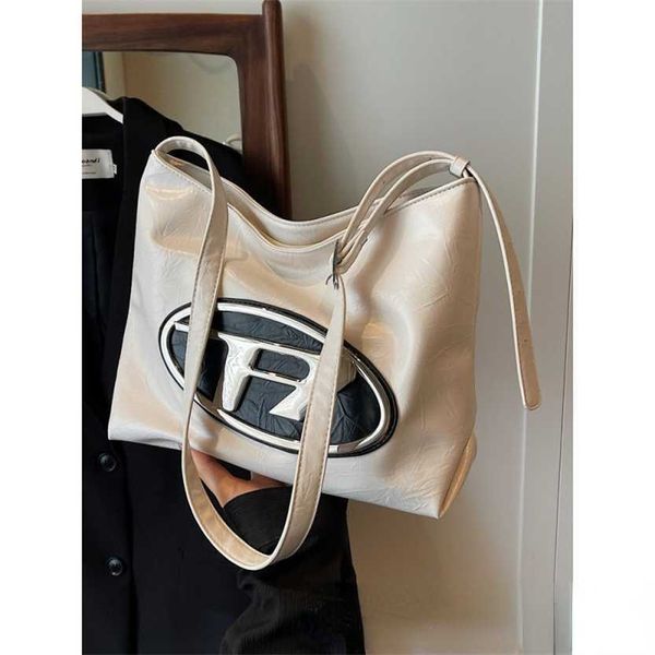 62% off 2023 new bagbag designer small group texture underarm for women new trend summer fashion portable bucket versatile one shoulder cros
62% off 2023 new bagbag designer small group texture underarm for women new trend summer fashion portable bucket versatile one shoulder cros