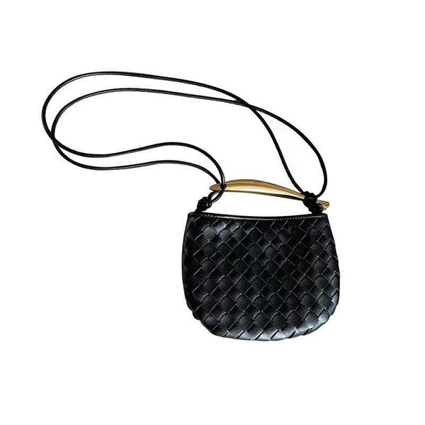 designer bag vnenat bag bot v designer woven for woman botacet bags ladies sardine 2023 summer new cowhide niche design metal half moon toot
designer bag vnenat bag bot v designer woven for woman botacet bags ladies sardine 2023 summer new cowhide niche design metal half moon toot