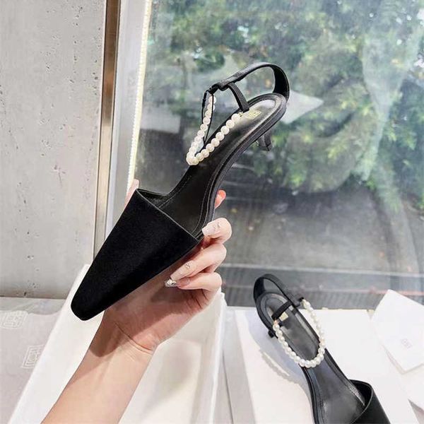 niche toteme satin headband pearl one line buckle sandals french slim heel pointed mueller shoes zhiyi
niche toteme satin headband pearl one line buckle sandals french slim heel pointed mueller shoes zhiyi