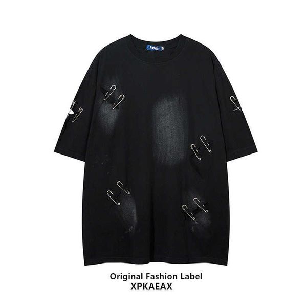 2023 new trendy brand niche design sense pin short sleeved men and women's ins couple high street punctured half sleeved t-shirt, White;black
2023 new trendy brand niche design sense pin short sleeved men and women's ins couple high street punctured half sleeved t-shirt, White;black