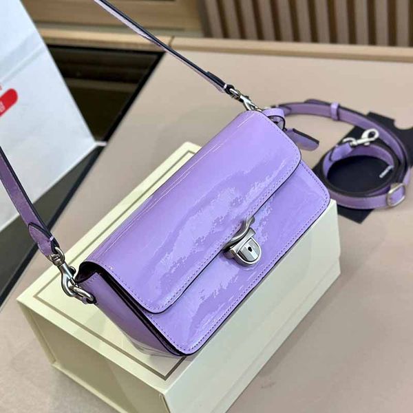 lacquer leather stick bag flap messenger purse handbag purse hardware letter buckle removable shoulder strap women clutch plain pouch
lacquer leather stick bag flap messenger purse handbag purse hardware letter buckle removable shoulder strap women clutch plain pouch