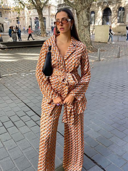 women's two piece pants clacive fashion loose pirnt two piece sets womens outifits casual long sleeve lace-up shirts with high waist st, White
women's two piece pants clacive fashion loose pirnt two piece sets womens outifits casual long sleeve lace-up shirts with high waist st, White
