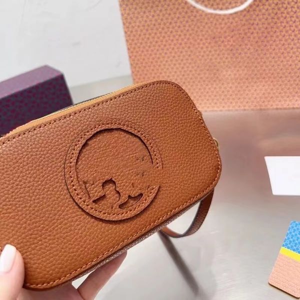 2023 handbags wallet women crossbody soho bag disco shoulder bag fringed messenger bags purse
2023 handbags wallet women crossbody soho bag disco shoulder bag fringed messenger bags purse