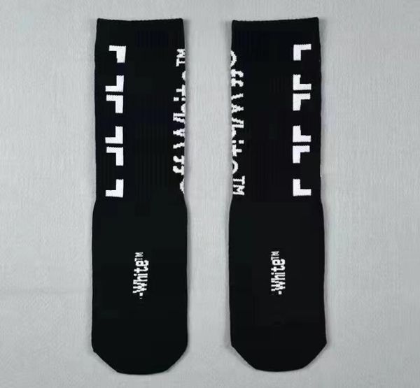 off fashion mens streetwear socks women men cotton allmatch arrow xxx printing breathable black white mixing footbal9420074
off fashion mens streetwear socks women men cotton allmatch arrow xxx printing breathable black white mixing footbal9420074