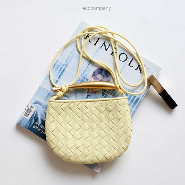summer designer sardine spring bag handbag woven 2023 new cowhide niche design metal mini 2 giti
summer designer sardine spring bag handbag woven 2023 new cowhide niche design metal mini 2 giti