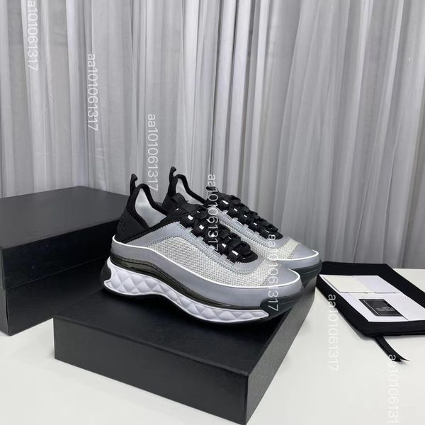 factory good quality triple s women sneakers platform comfortable shoes black white bred trainers fashion ladies sports running outdoor casu
factory good quality triple s women sneakers platform comfortable shoes black white bred trainers fashion ladies sports running outdoor casu