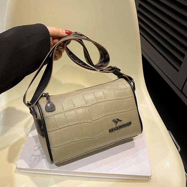 evening bags fashion stone pattern cow leather female handbags 100% genuine women shoulder crossbody ladies messenger tote sac 230720
evening bags fashion stone pattern cow leather female handbags 100% genuine women shoulder crossbody ladies messenger tote sac 230720