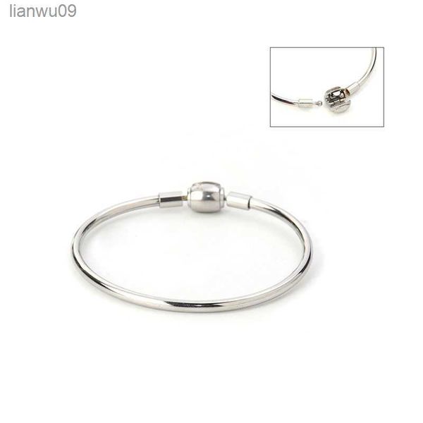 fashion stainless steel bangles bracelets with oval round clasp can open jewelry women girls gifts 19 18cm long 1 pc l230704, Black
fashion stainless steel bangles bracelets with oval round clasp can open jewelry women girls gifts 19 18cm long 1 pc l230704, Black