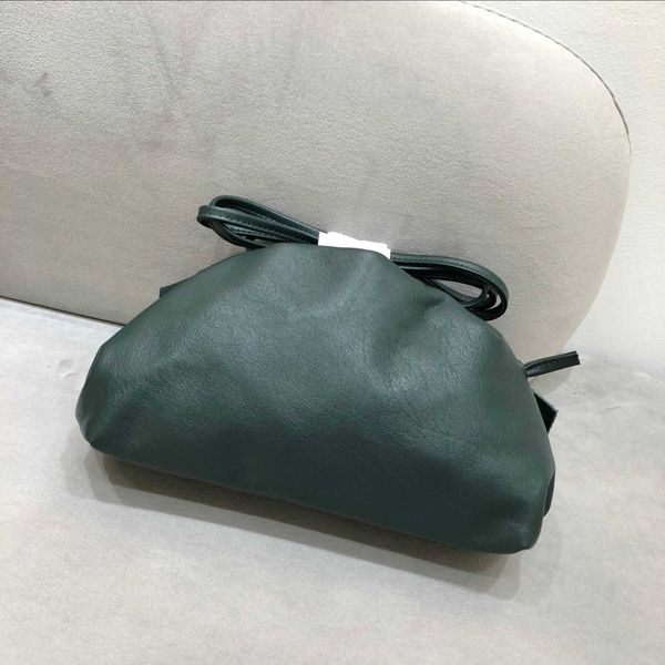 botte bag venetes pouch leather headcoat cowhide handmade leisure forest women's bag messenger bag women's cloud bag zg8e
botte bag venetes pouch leather headcoat cowhide handmade leisure forest women's bag messenger bag women's cloud bag zg8e