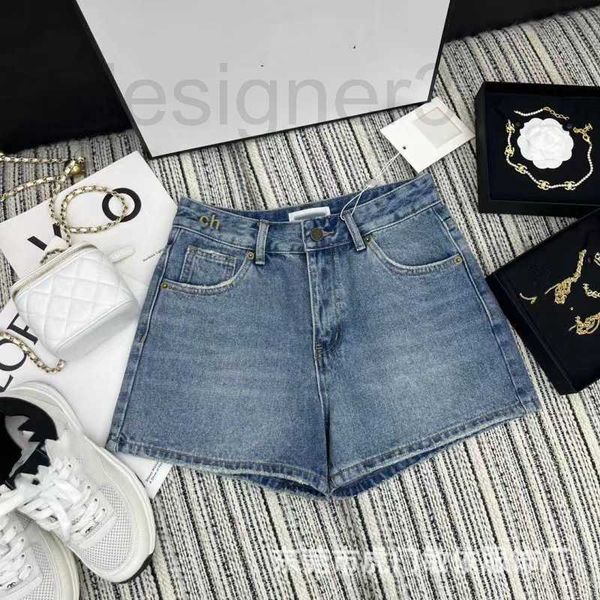 women's shorts designer spring/summer new size embroidered denim versatile slim fit jeans trend b8b6, White;black
women's shorts designer spring/summer new size embroidered denim versatile slim fit jeans trend b8b6, White;black