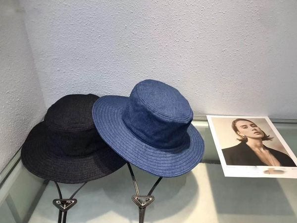 fashion womens designer luxurys hats women designers caps classic double sided wear leather b cap, Blue;gray
fashion womens designer luxurys hats women designers caps classic double sided wear leather b cap, Blue;gray