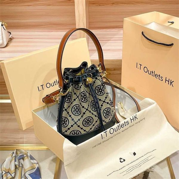 68% off 2023 new bagbag designer hong kong's tody brunt tb genuine women's new canvas embroidered bucket crossbody small bag
68% off 2023 new bagbag designer hong kong's tody brunt tb genuine women's new canvas embroidered bucket crossbody small bag
