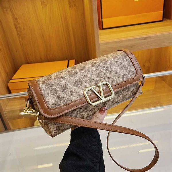 62% off 2023 new bagbag designer pillow one shoulder casual texture niche design mobile phone women's bag
62% off 2023 new bagbag designer pillow one shoulder casual texture niche design mobile phone women's bag