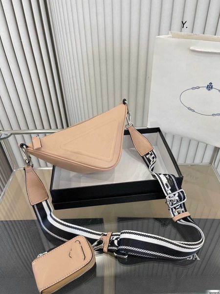 designer waist bags new triangle bag single shoulder crossbody fashionable and versatile 3-in-1 universal couple phone
designer waist bags new triangle bag single shoulder crossbody fashionable and versatile 3-in-1 universal couple phone