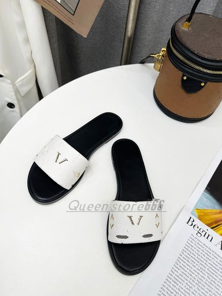 2023 lock it flat mule slippers designer women genuine leather ladies three colors outdoor casual slipper flip flops scuffs sandals size 35-, Black
2023 lock it flat mule slippers designer women genuine leather ladies three colors outdoor casual slipper flip flops scuffs sandals size 35-, Black