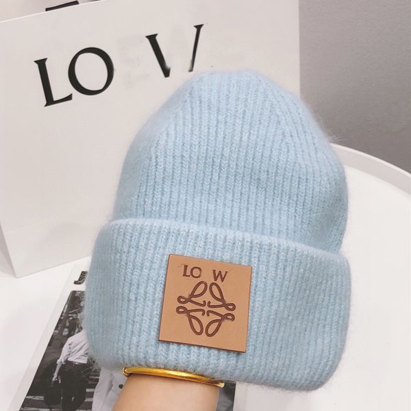 beanie/skull caps designer knitted hat ins popular canada winter hats classic letter goose print knitted, Blue;gray
beanie/skull caps designer knitted hat ins popular canada winter hats classic letter goose print knitted, Blue;gray