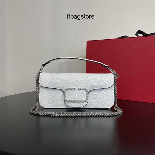 autumn outdoor chain lady armpit bag cross valentinoz women's bags crystal women evening small purse square handheld zav6
autumn outdoor chain lady armpit bag cross valentinoz women's bags crystal women evening small purse square handheld zav6