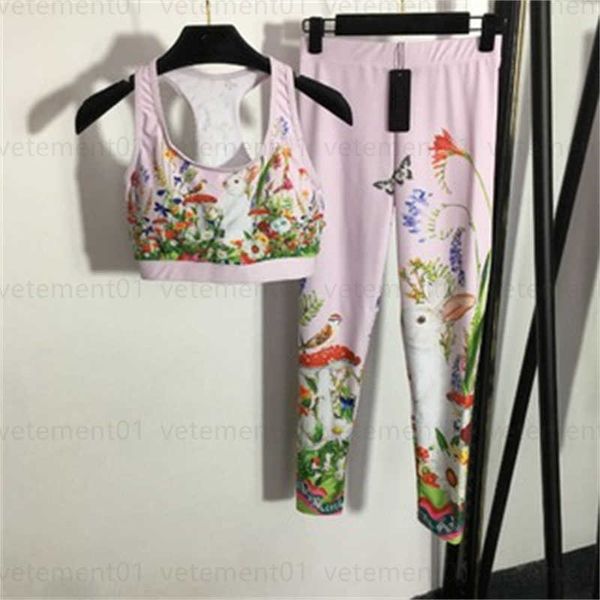 yoga tracksuit two piece set lady fitness track suit bunny floral print tank stretchy skinny bottoms women summer sport wear
yoga tracksuit two piece set lady fitness track suit bunny floral print tank stretchy skinny bottoms women summer sport wear