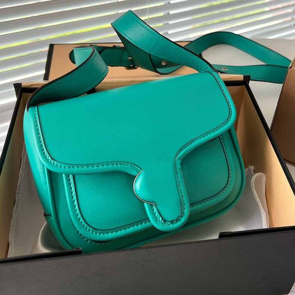 women saddle bag shoulder crossbody purse flap messenger bags cowhide genuine leather handbag letter buckle designer bags lady clutch
women saddle bag shoulder crossbody purse flap messenger bags cowhide genuine leather handbag letter buckle designer bags lady clutch