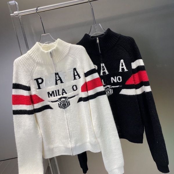the latest designer knit cardigan double p letter jacquard t-shirt style turtleneck thin knit jacket for men and women alike, White
the latest designer knit cardigan double p letter jacquard t-shirt style turtleneck thin knit jacket for men and women alike, White