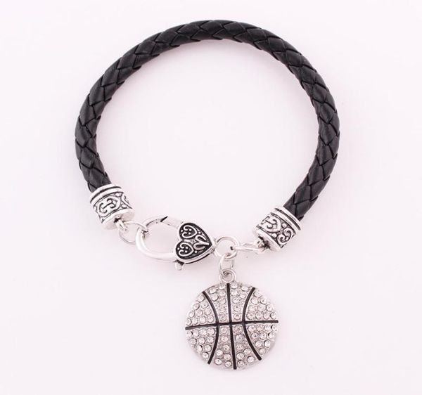 fashion crystal jewelry pendant bracelets mix sport leather chain bracelets with basketball volleyball football floating charm8516861, Golden;silver
fashion crystal jewelry pendant bracelets mix sport leather chain bracelets with basketball volleyball football floating charm8516861, Golden;silver