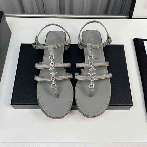fashion sandals 2023 channel women's high heels the latest styles to wear comfortable letter logo summer casual student sandals 017-05, Black
fashion sandals 2023 channel women's high heels the latest styles to wear comfortable letter logo summer casual student sandals 017-05, Black