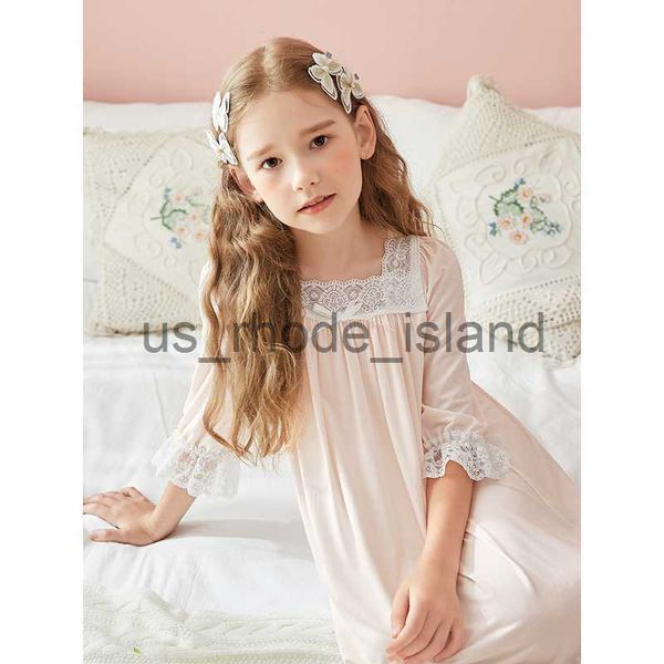 pajamas children girls pink princess dress sleepwear square neck sleepshirts vintage kids lace nightgown.summer girl cotton nightdress x0721, Blue;red
pajamas children girls pink princess dress sleepwear square neck sleepshirts vintage kids lace nightgown.summer girl cotton nightdress x0721, Blue;red