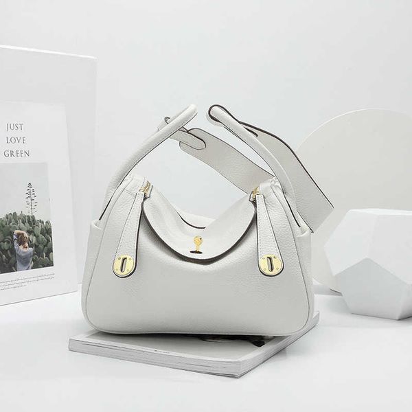luxury hemrres tote bag new lindys 2023 bag leather lychee grain cow messenger handbag female temperament goddess small mini uo7b
luxury hemrres tote bag new lindys 2023 bag leather lychee grain cow messenger handbag female temperament goddess small mini uo7b