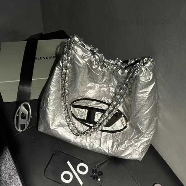 bag women's designer folded bin diesels large d capacity commuting versatile big tote crossbody chain underarm nk1a
bag women's designer folded bin diesels large d capacity commuting versatile big tote crossbody chain underarm nk1a