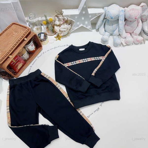 designer tracksuits baby suits fashion autumn set size 90-160 cm 2pcs checkered patchwork design for sweaters and sports pants july19, White
designer tracksuits baby suits fashion autumn set size 90-160 cm 2pcs checkered patchwork design for sweaters and sports pants july19, White