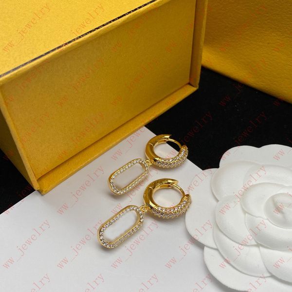 temperament commuter design sense diamond-plated k-gold earrings, circle shaped letter earrings, gifts, Golden
temperament commuter design sense diamond-plated k-gold earrings, circle shaped letter earrings, gifts, Golden