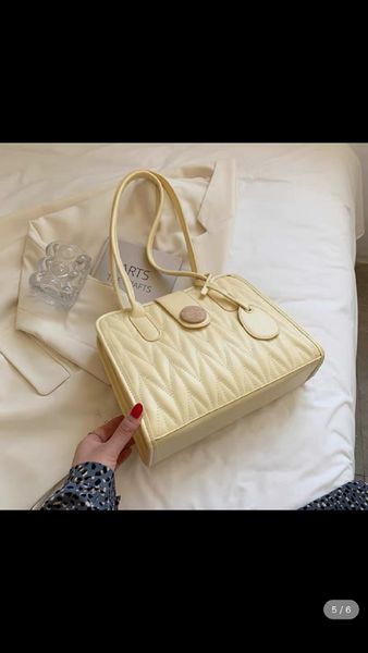 designer bags shoulder bag handbag women's fashion bag cross body half moon luxuries genuine leather classic retro wallets handle squar
designer bags shoulder bag handbag women's fashion bag cross body half moon luxuries genuine leather classic retro wallets handle squar